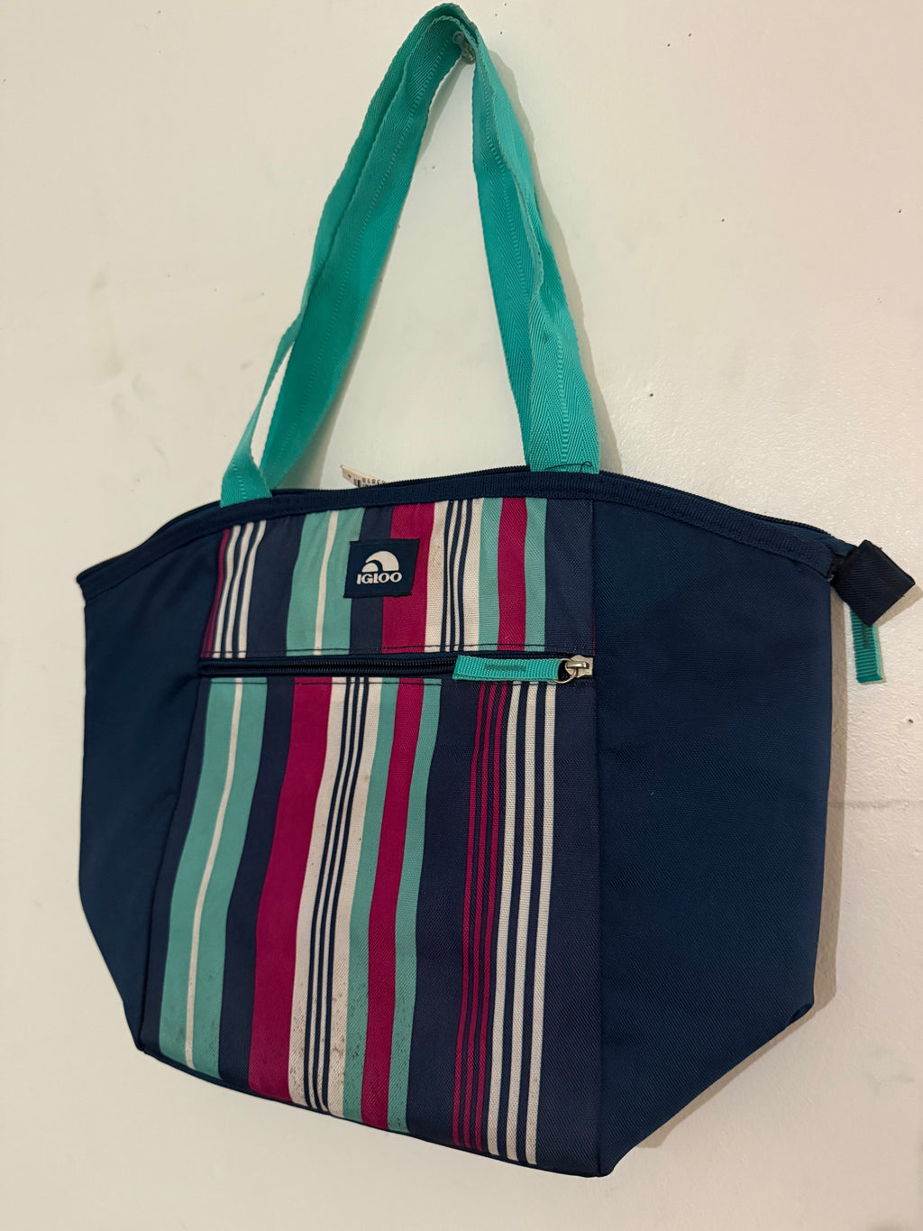 IGLOO Tote Bag