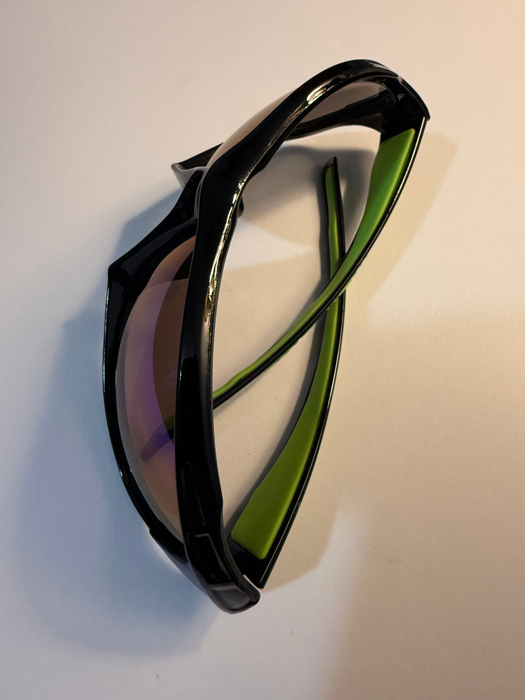 Blue on Green Polarized Sunglasses